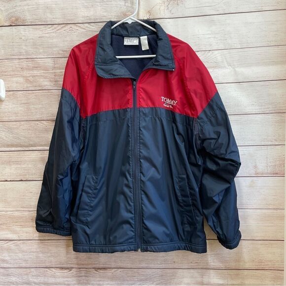 VINTAGE VENGO TOMMY SPORTS SPELL OUT WINDBREAKER - Picture 1 of 10